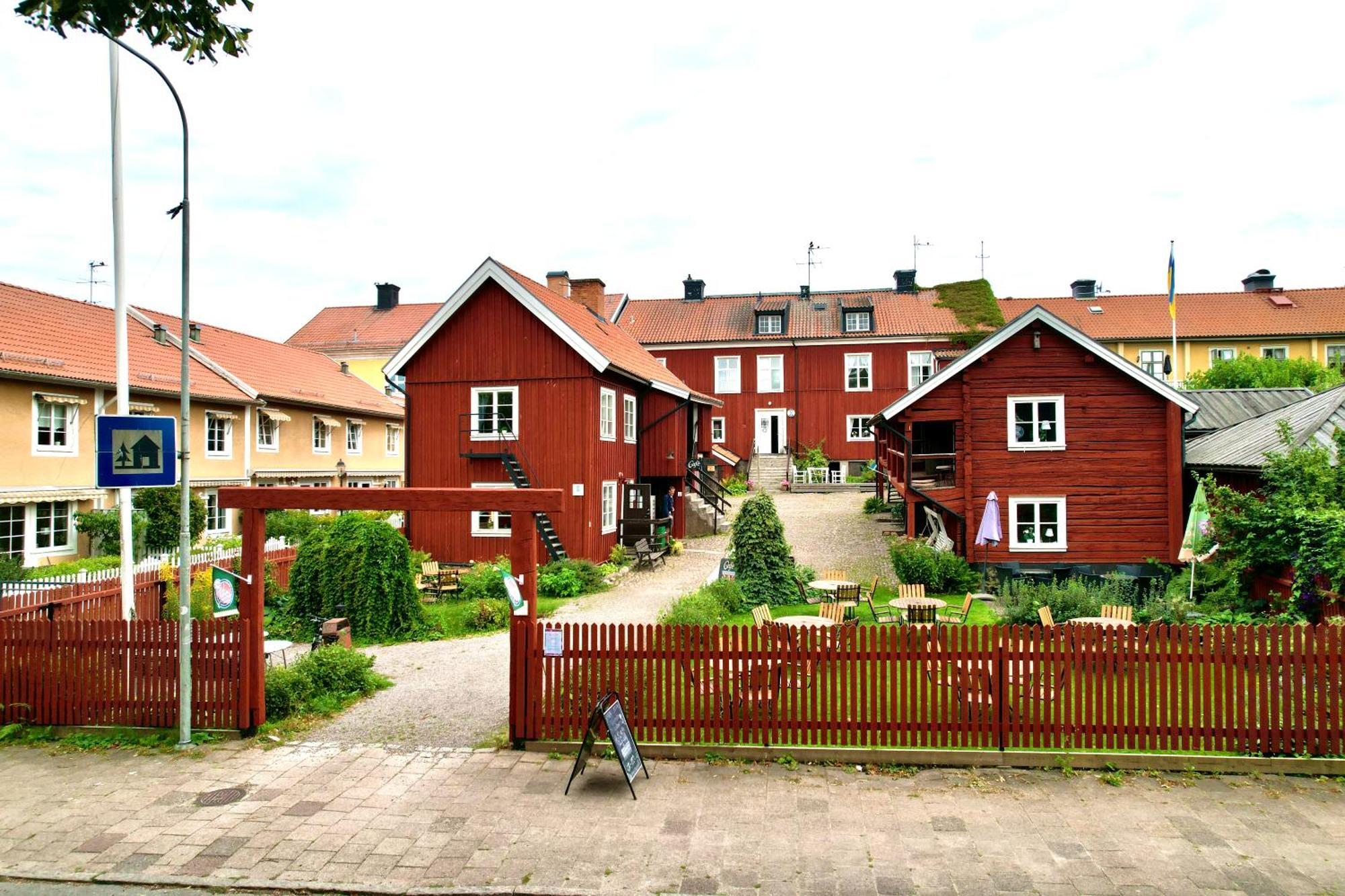 Stf Hostel Мариестад Екстериор снимка